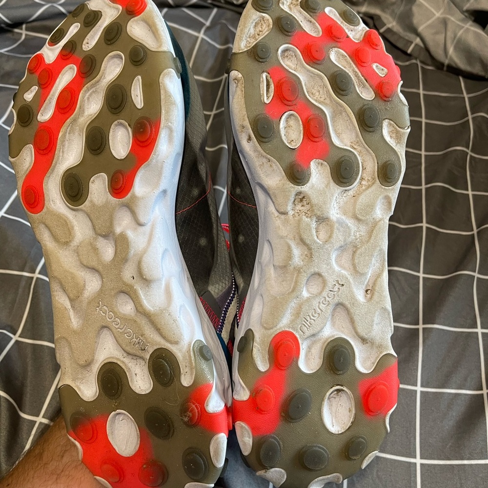 Nike React Element 87 Red Orbit - Picture 5 of 6